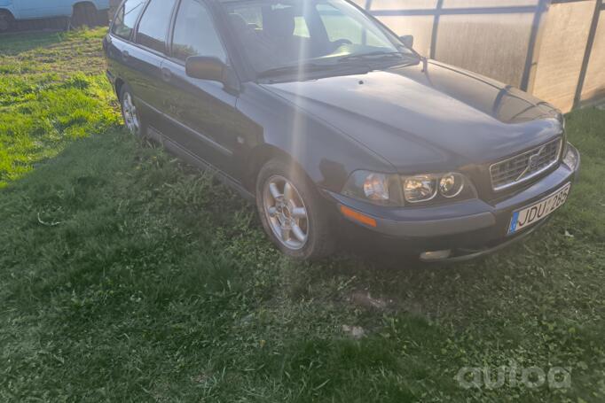 Volvo V40 1 generation [2th restyling] wagon