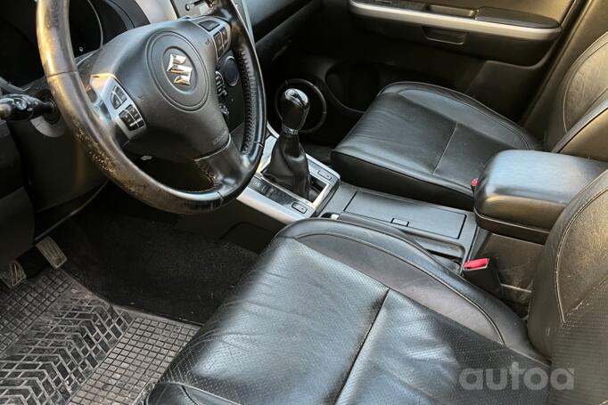 Suzuki Grand Vitara 2 generation [restyling] Crossover 5-doors
