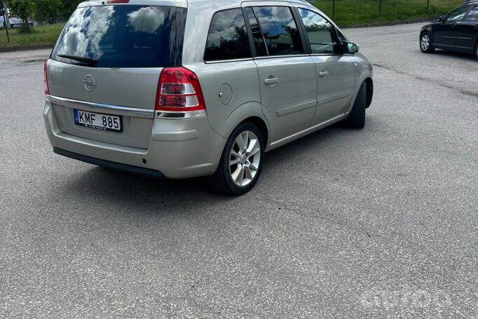 Opel Zafira B Minivan 5-doors