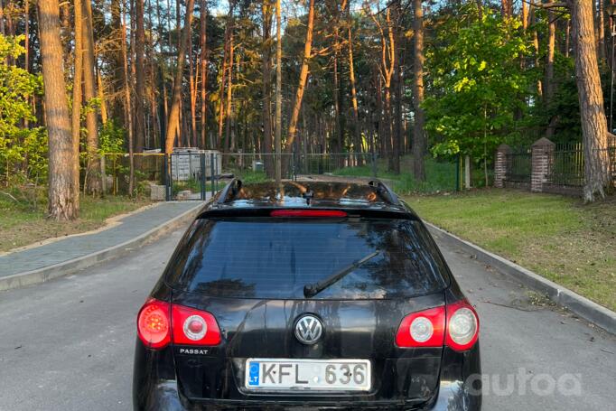 Volkswagen Passat B6 wagon 5-doors