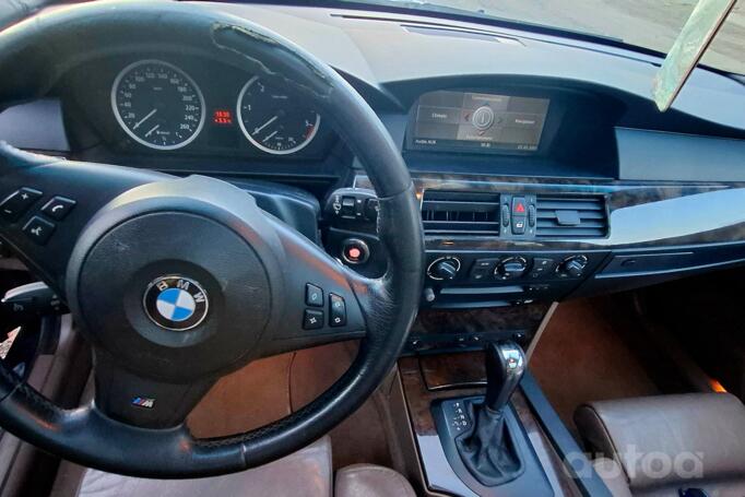 BMW 5 Series E60/E61 Touring wagon