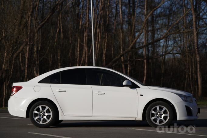 Chevrolet Cruze J300 [restyling] Sedan 4-doors