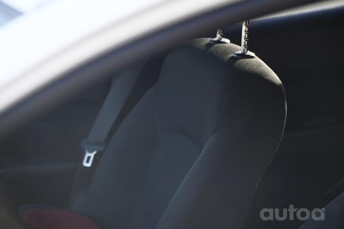 Chevrolet Cruze J300 [restyling] Sedan 4-doors
