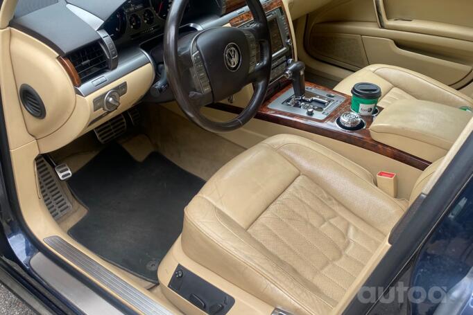 Volkswagen Phaeton 1 generation [2th restyling] Sedan