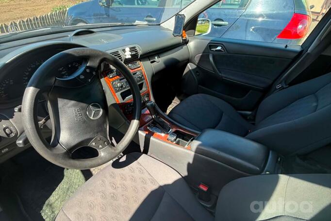 Mercedes-Benz C-Class W203/S203/CL203 wagon 5-doors