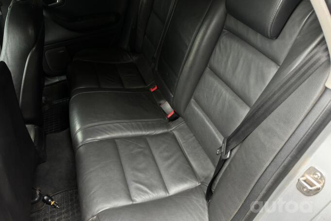 Audi A4 B6 Avant wagon 5-doors