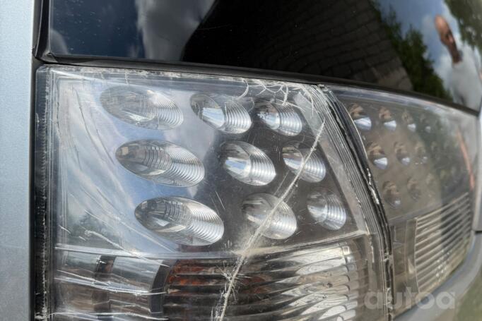 Mitsubishi Outlander 2 generation [restyling]