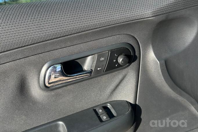 SEAT Ibiza 3 generation [restyling] Hatchback 5-doors