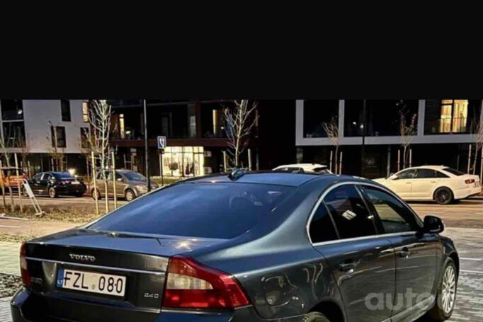 Volvo S80