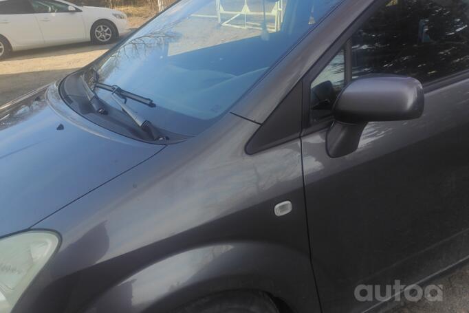 Toyota Corolla Verso 1 generation [restyling] Minivan