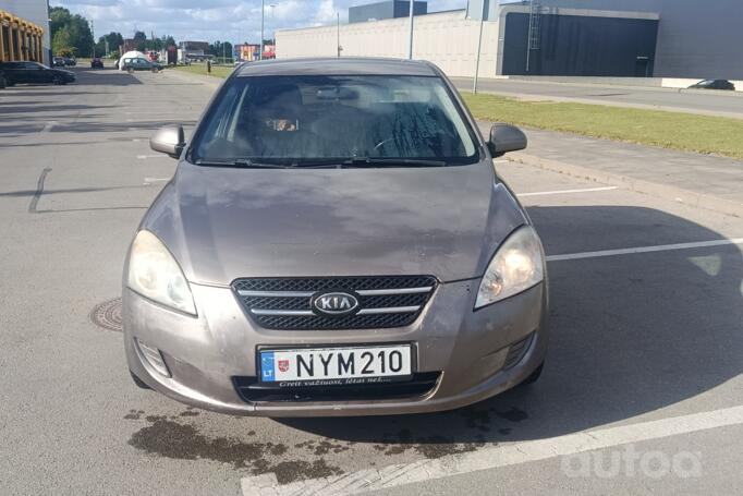 Kia Cee'd 1 generation Hatchback 5-doors