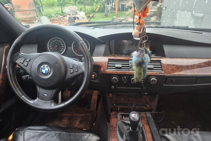 BMW 5 Series E60/E61 Touring wagon