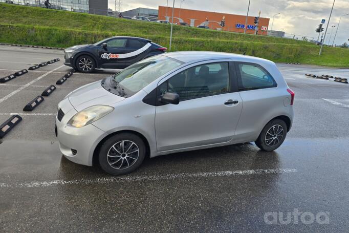 Toyota Yaris 2 generation