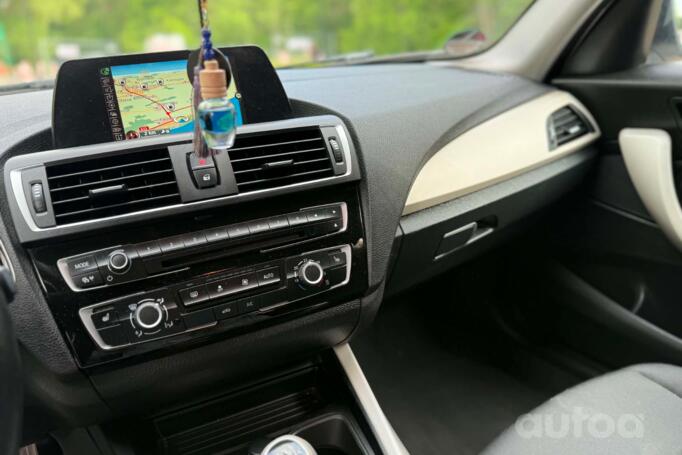 BMW 1 Series F20/F21 [restyling] Hatchback
