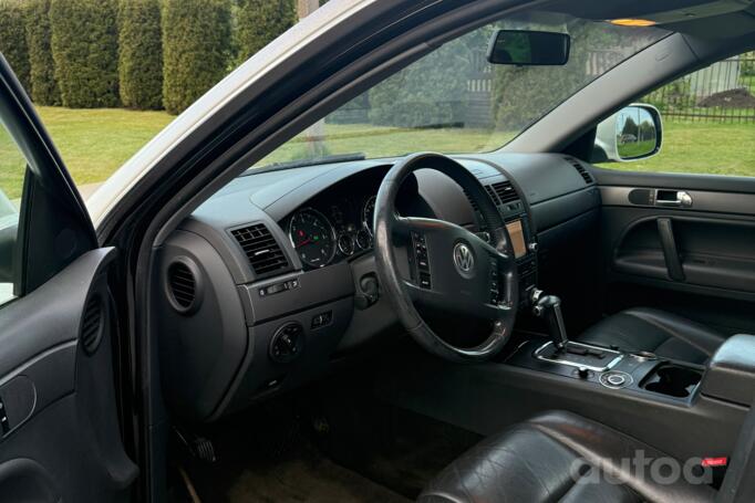Volkswagen Touareg 1 generation [restyling] Crossover