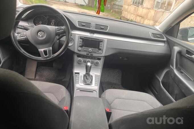 Volkswagen Passat B7 Variant wagon 5-doors