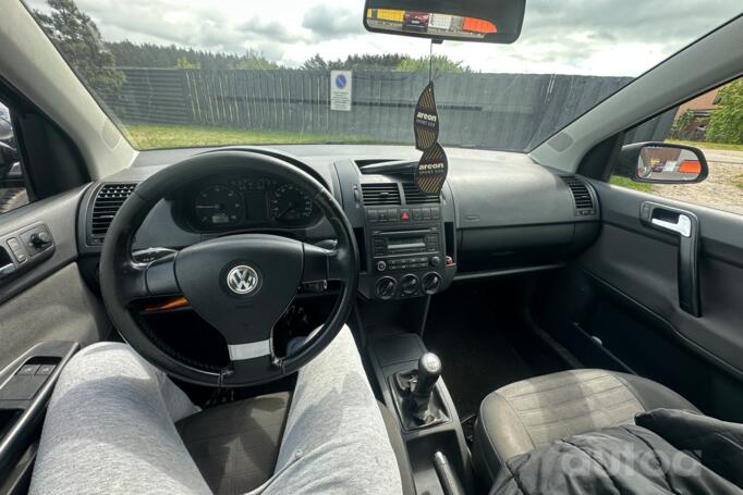 Volkswagen Polo 4 generation [restyling] Hatchback 3-doors