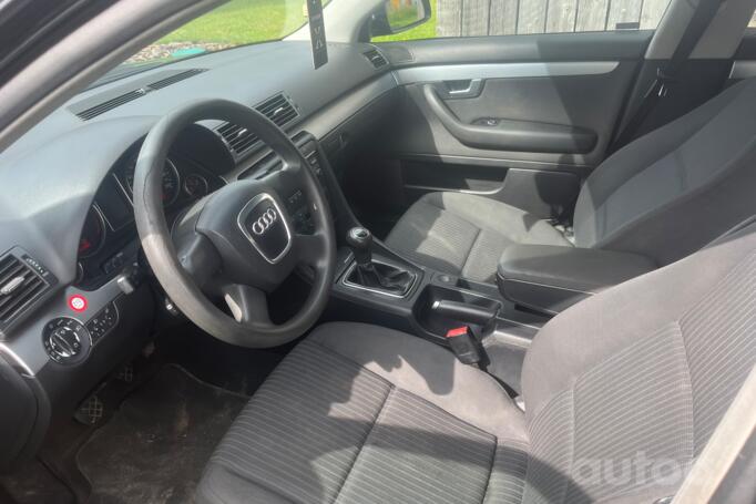Audi A4 B7 Avant wagon 5-doors