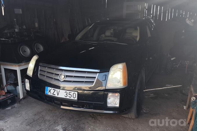 Cadillac SRX 1 generation Crossover