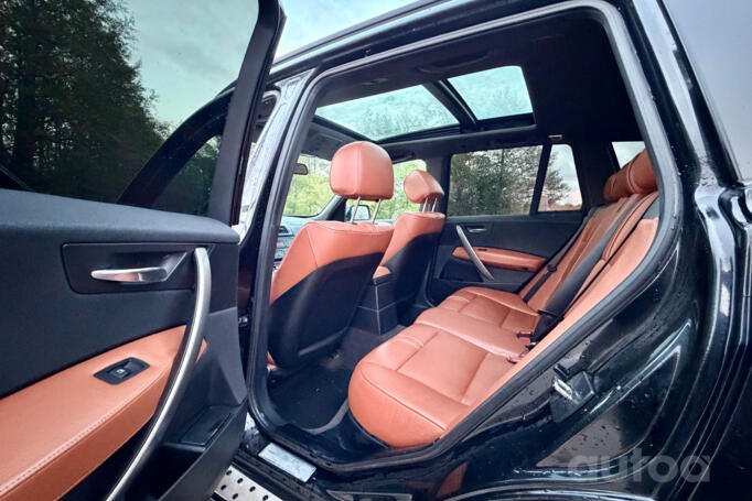 BMW X3 E83 Crossover