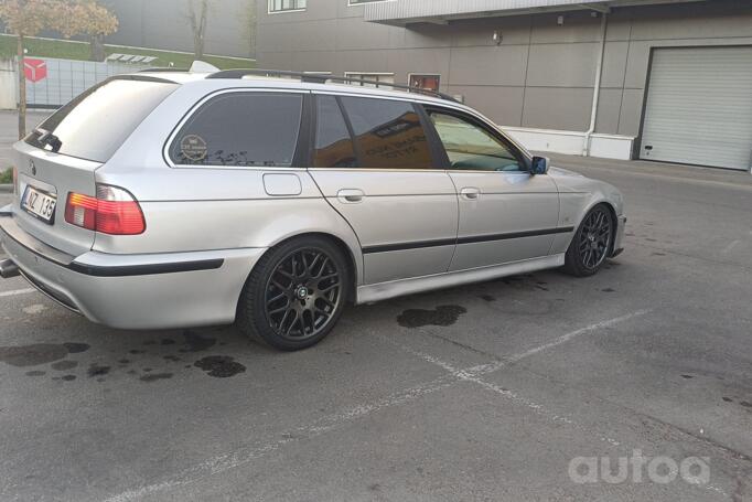 BMW 5 Series E39 Touring wagon