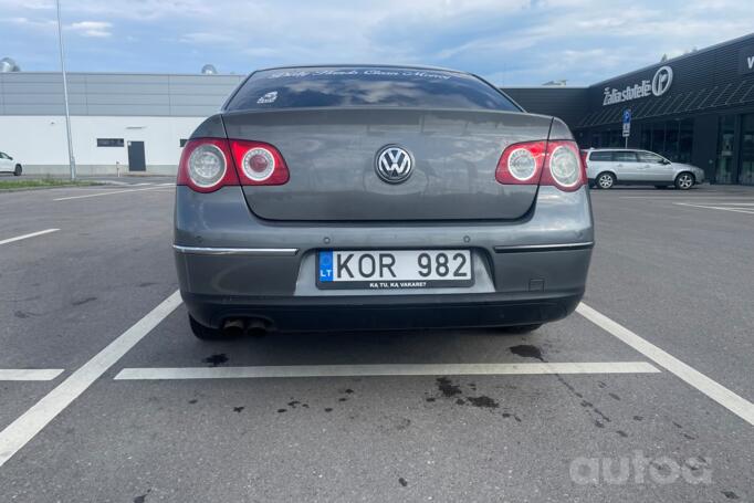 Volkswagen Passat B6 Sedan 4-doors