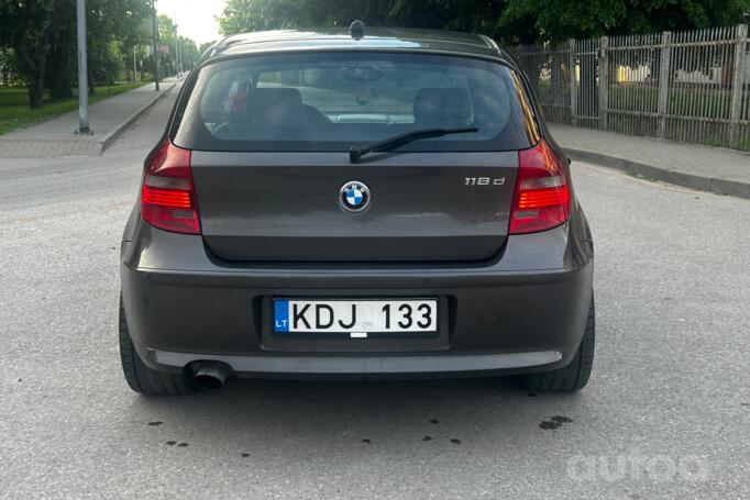 BMW 1 Series E81/E82/E87/E88 [restyling] Hatchback 3-doors