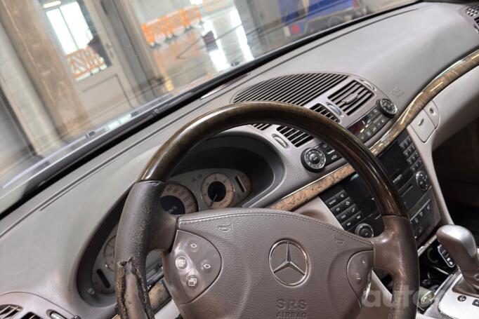 Mercedes-Benz E-Class W211/S211 wagon 5-doors