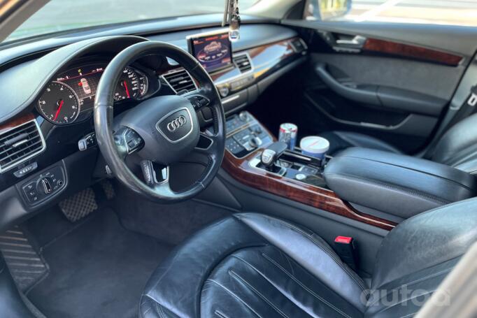Audi A8 D4/4H Sedan