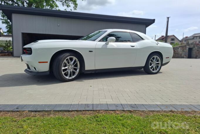 Dodge Challenger 3 generation [2th restyling] Coupe