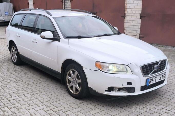 Volvo V70 2 generation [restyling] wagon 5-doors