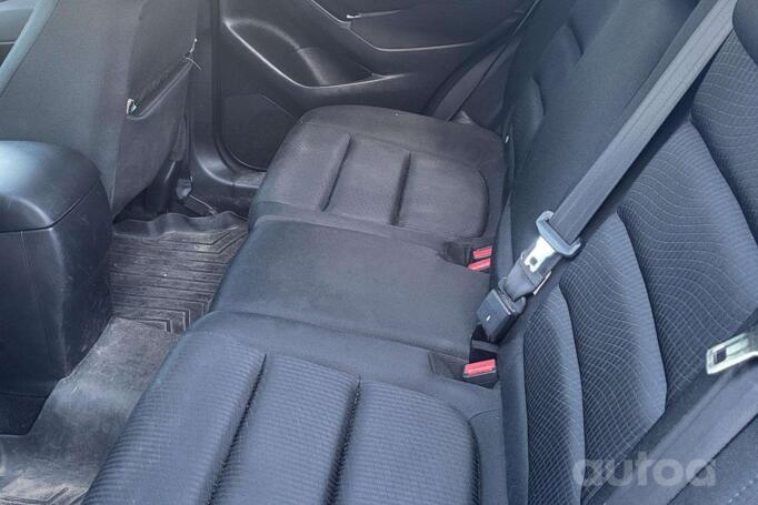 Mazda CX-5 1 generation [restyling] Crossover