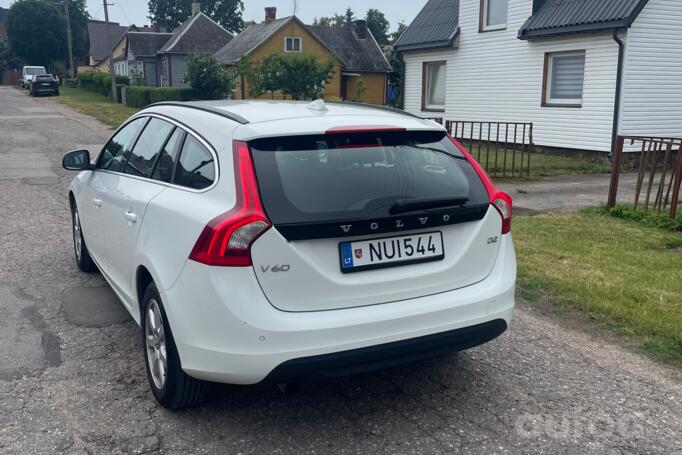 Volvo V60 1 generation wagon