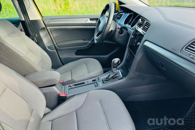 Volkswagen Golf 7 generation [restyling] Hatchback 5-doors