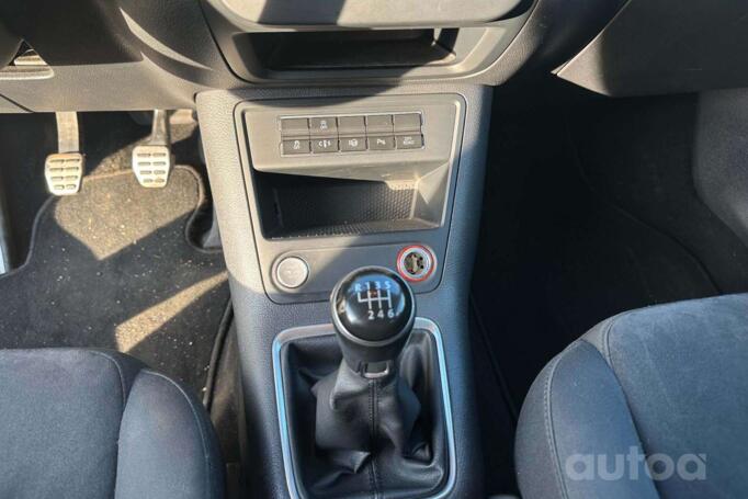 Volkswagen Tiguan 1 generation [restyling] Crossover