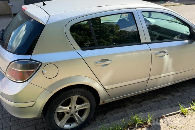 Opel Astra H [restyling]