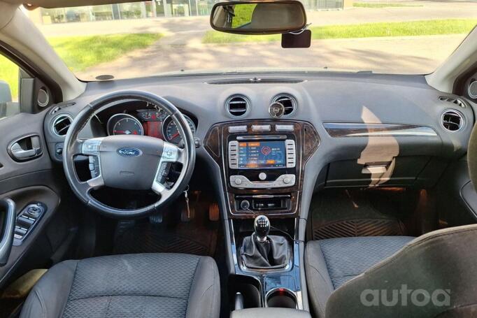 Ford Mondeo 4 generation wagon