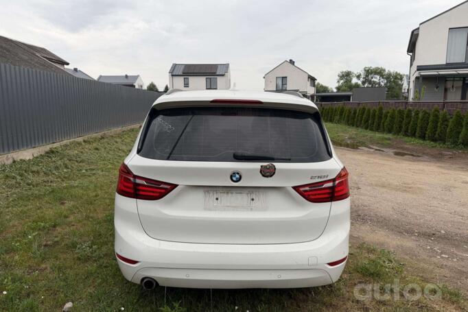BMW 2 Series F44