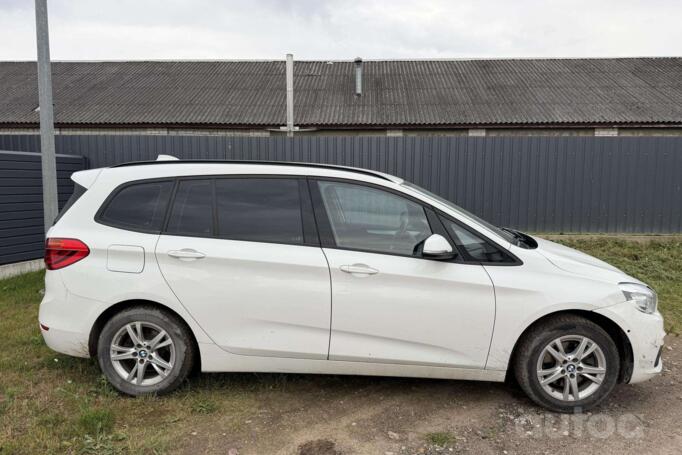 BMW 2 Series F44