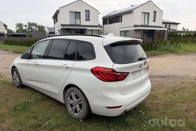 BMW 2 Series F44
