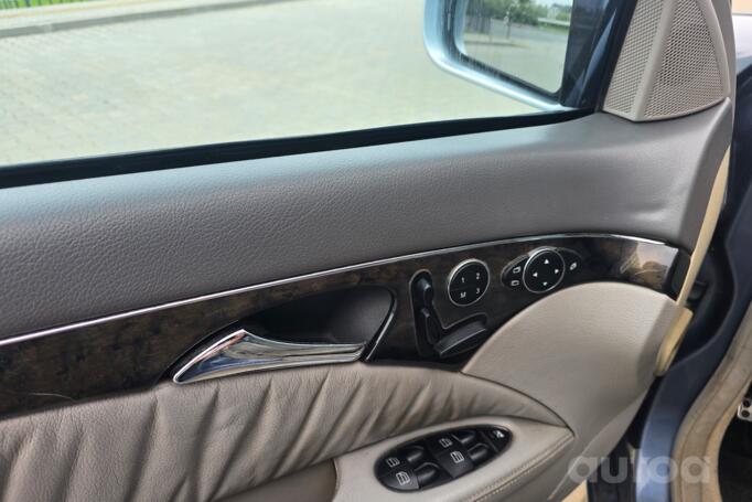 Mercedes-Benz E-Class W211/S211 wagon 5-doors