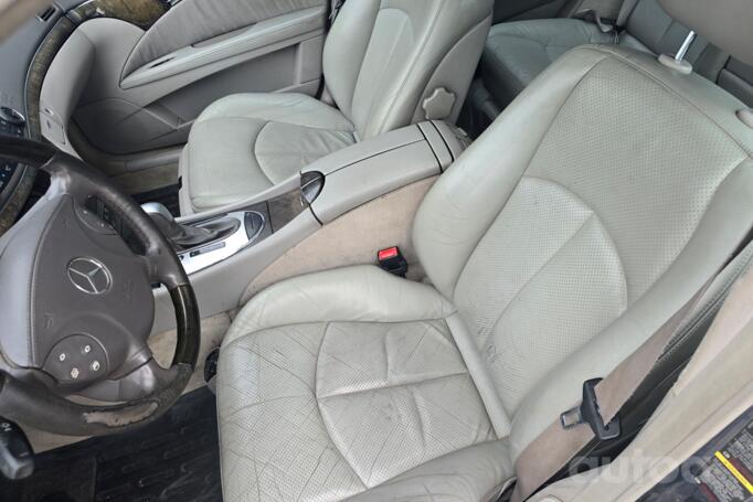 Mercedes-Benz E-Class W211/S211 wagon 5-doors