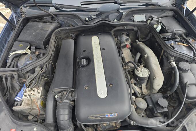 Mercedes-Benz E-Class W211/S211 wagon 5-doors