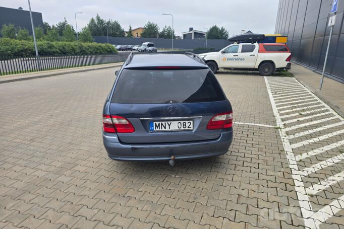 Mercedes-Benz E-Class W211/S211 wagon 5-doors