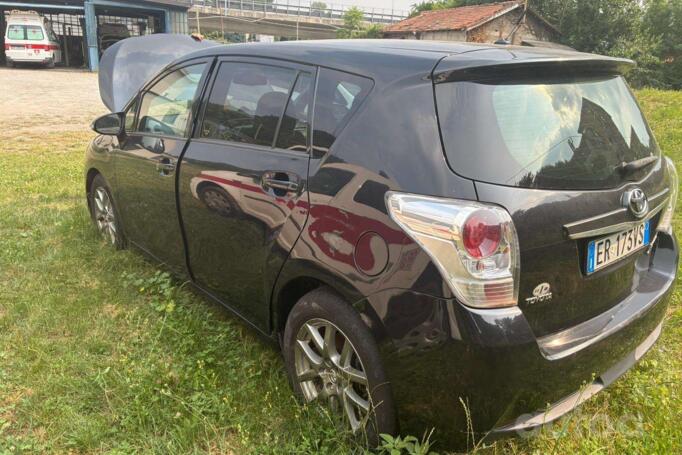 Toyota Verso 2013