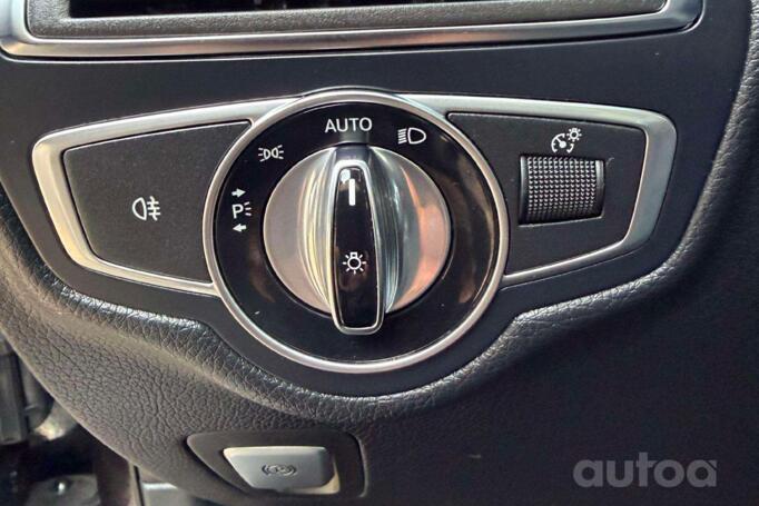 Mercedes-Benz GLC220 1 generation (253)