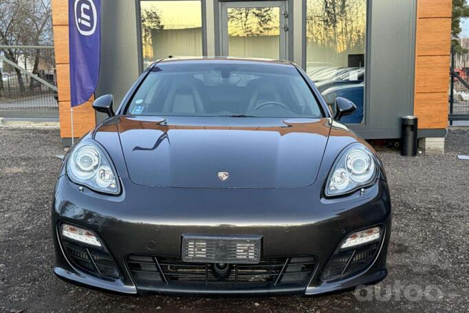 Porsche Panamera 970 Liftback