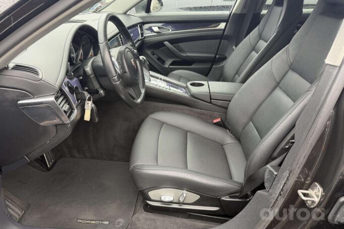 Porsche Panamera 970 Liftback