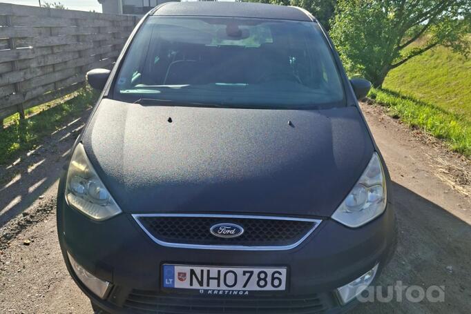 Ford Galaxy 2 generation Minivan