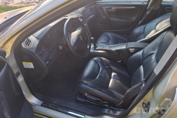 Volvo S60 1 generation [restyling] Sedan